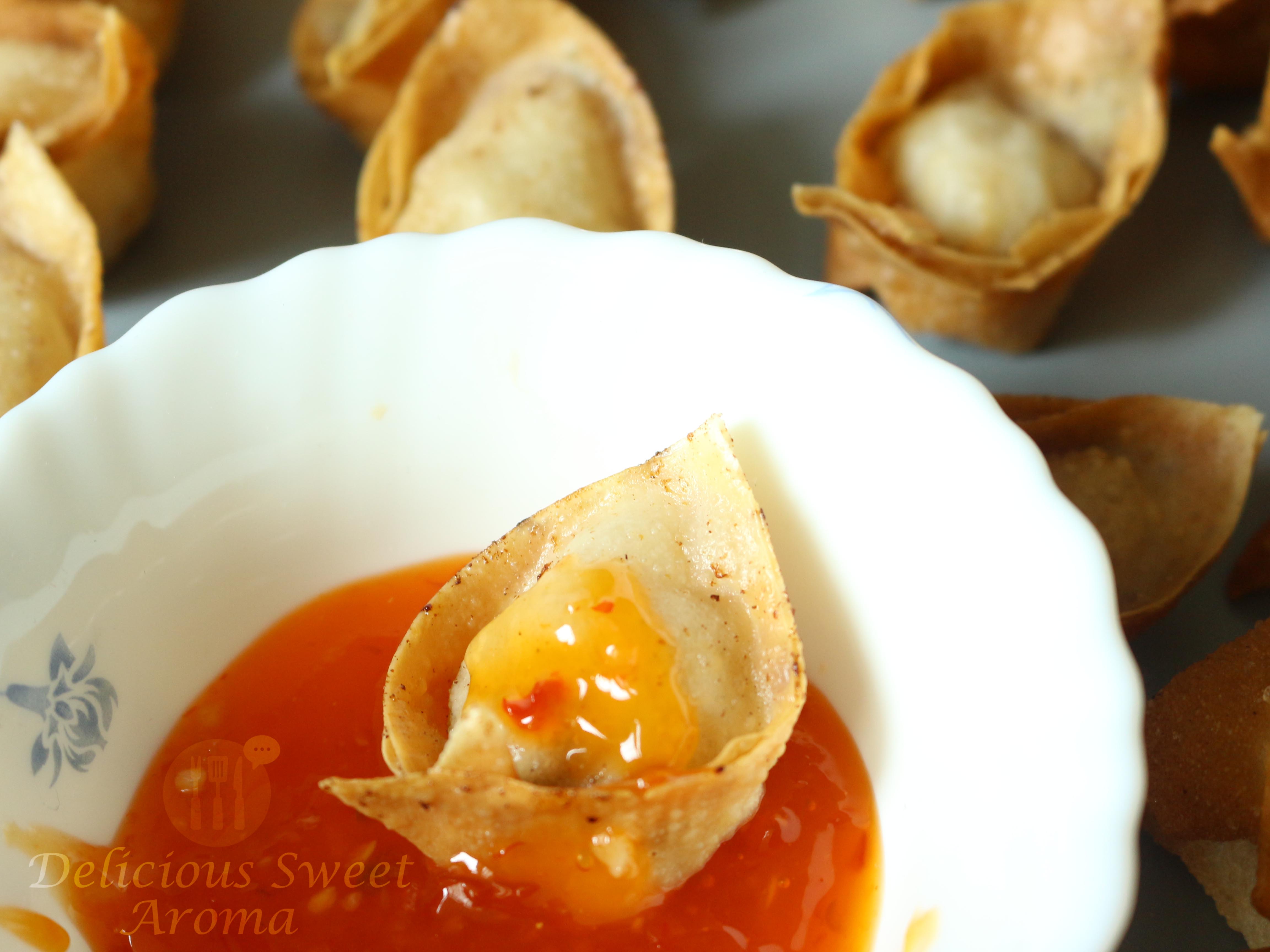 Ready to eat Deep-Fried Wontons with thai sauce